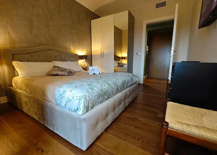 Out Finish Ortensia Turin